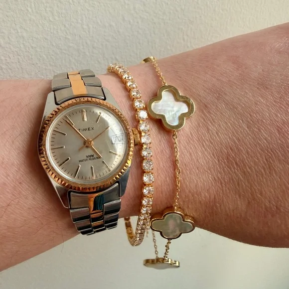 Retire Timex Two-Tone Silver and Gold-plated bracelets (3 items) - Picture 3 of 9